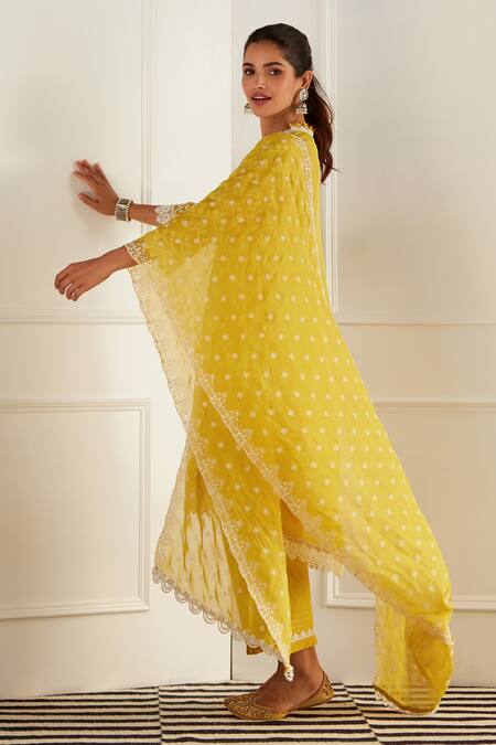 Shop_Mulmul_Yellow 100% Tencel Organza Floral V Neck Pharis Embroidered Kurta Pant Set _at_Aza_Fashions