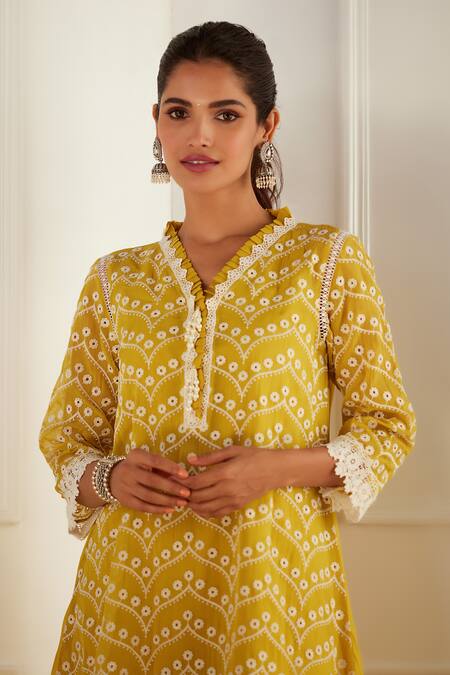Buy_Mulmul_Yellow 100% Tencel Organza Floral V Neck Pharis Embroidered Kurta Pant Set _Online_at_Aza_Fashions