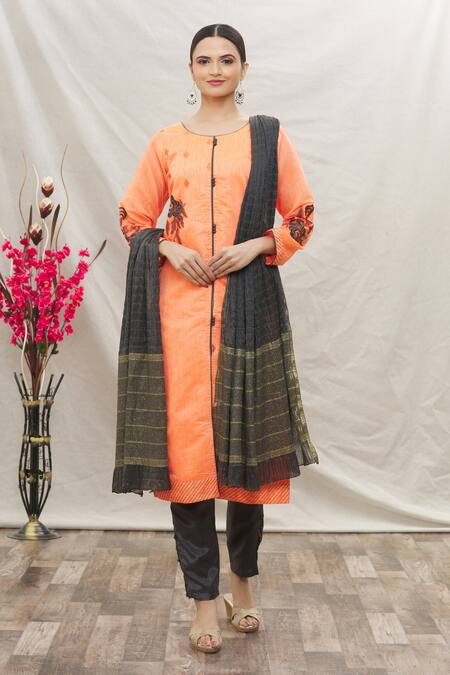Samyukta Singhania Orange Top Chanderi Slub Embroidered Resham Round Floral Kurta Set