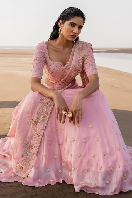 Delightful Spring/ Summer Floral Lehenga and Saree Designs for 2019 | Saree  designs, Long gown design, Printed long gowns