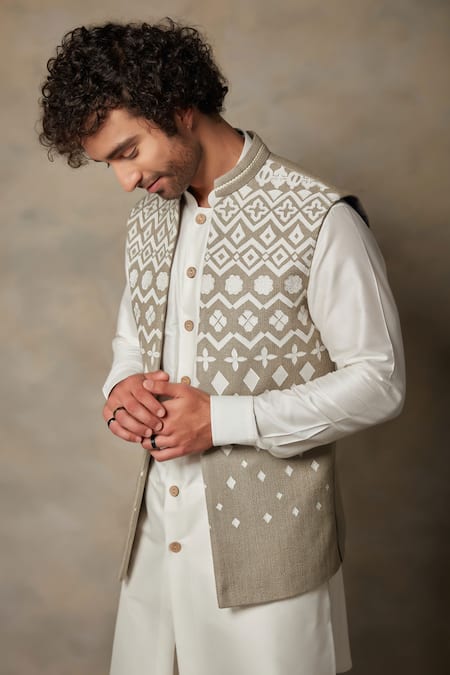 Buy_Gargee Designers_Beige Cotton , Matka Applique Work Bundi And Kurta Set _Online_at_Aza_Fashions