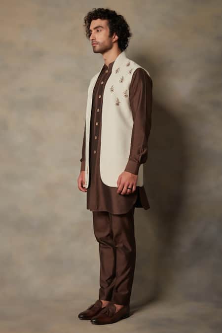 Buy_Gargee Designers_White , Cotton Floral Embroidered Bundi And Kurta Set _Online_at_Aza_Fashions