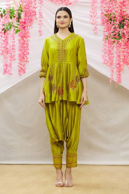 Buy Sozenkari Green Pure Chanderi Cutdana, Thread, Zardozi Embroidered Jacket And Cowl Pant Set Online at Aza Fashions Buy_Sozenkari_Green Pure Chanderi Cutdana, Thread, Zardozi Embroidered Jacket And Cowl Pant Set _Online_at_Aza_Fashions