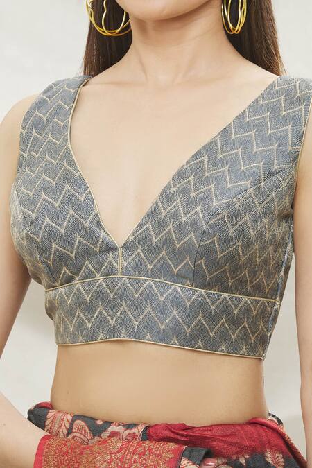 Samyukta Singhania_Grey Brocade V-neck Chevron Woven Blouse_at_Aza_Fashions