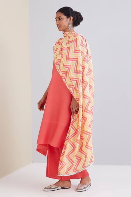 Buy_Scarlet Sage_Maroon 100% Polyester Chevron Print High Neck Nitya Pleated Kurta Set_Online_at_Aza_Fashions