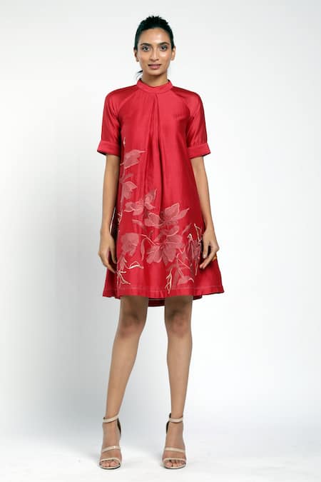 Madder Much Red 80% Cotton 20% Silk Floral Round Rubia Pentagon Short Dress