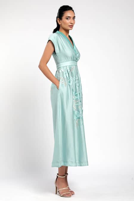 Madder Much Blue 80% Cotton 20% Silk Floral V Neck Kimi Kimono Dress Online at Aza Fashions Madder Much_Blue 80% Cotton 20% Silk Floral V Neck Kimi Kimono Dress _Online_at_Aza_Fashions