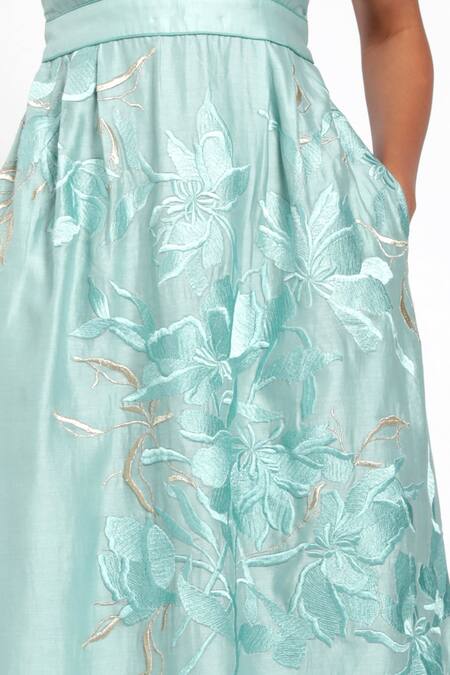 Madder Much Blue 80% Cotton 20% Silk Floral V Neck Kimi Kimono Dress at Aza Fashions Madder Much_Blue 80% Cotton 20% Silk Floral V Neck Kimi Kimono Dress _at_Aza_Fashions