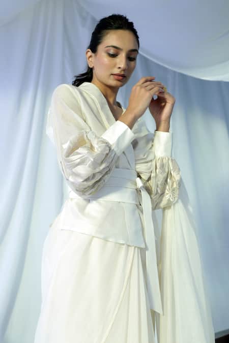 Buy_Madder Much_White 80% Cotton 20% Silk Floral V Neck Niko Embroidered Sleeve Top _Online_at_Aza_Fashions