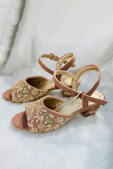 Shiveen Shiveen Dhattur Embroidered Block Heels 