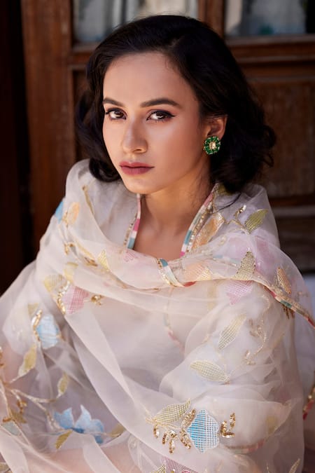 Shop Atelier Shikaarbagh Silver Dupatta - Organza, Kurta, Pant - Chanderi Tissue Floral V Neck Set Online at Aza Fashions Shop_Atelier Shikaarbagh_Silver Dupatta - Organza, Kurta, Pant - Chanderi Tissue Floral V Neck Set _Online_at_Aza_Fashions
