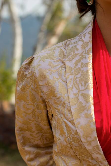 Buy_Atelier Shikaarbagh_Pink Brocade Open Embroidered Jacket _Online_at_Aza_Fashions