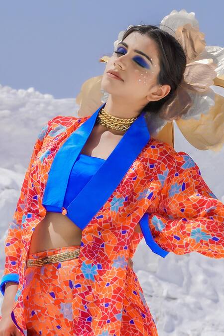 Buy Etasha By Asha Jain Orange Satin Organza Geometric Print Lapel Collar Cape And Pant Set Online at Aza Fashions Buy_Etasha By Asha Jain_Orange Satin Organza Geometric Print Lapel Collar Cape And Pant Set _Online_at_Aza_Fashions