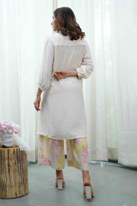 Shop Tussah By Siddhi Shah White Textured Cotton Spread Collar Button Down Tunic at Aza Fashions Shop_Tussah By Siddhi Shah_White Textured Cotton Spread Collar Button Down Tunic _at_Aza_Fashions