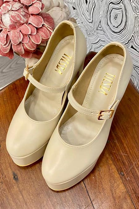 Tiesta_Beige Winnie Block Heels _Online_at_Aza_Fashions