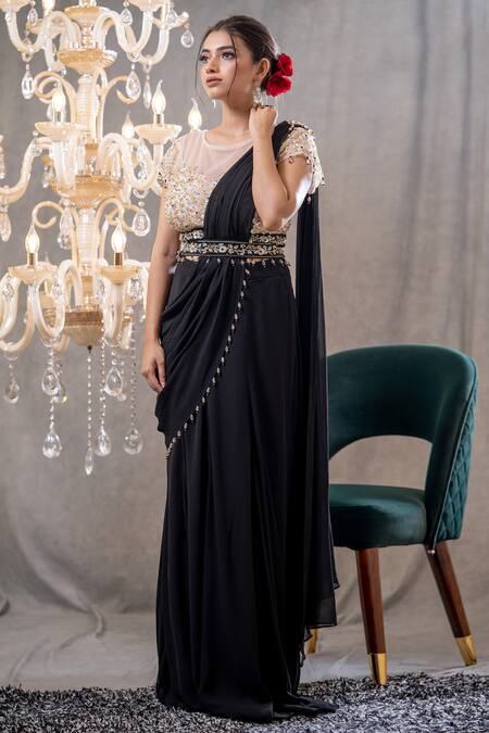 Tamaraa By Tahani Black Georgette Floral, Sequin Round Mahika Pre-draped Saree With Blouse Online at Aza Fashions Tamaraa By Tahani_Black Georgette Floral, Sequin Round Mahika Pre-draped Saree With Blouse_Online_at_Aza_Fashions