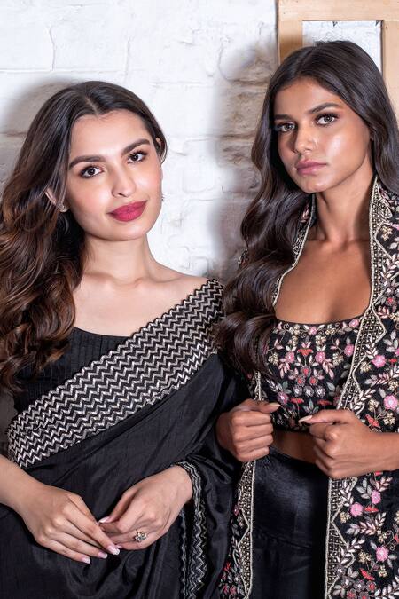 Buy_Vasavi Shah_Black Cotton, Bamberg Silk Pipe, Zig Zag Round Embroidered Saree With Blouse _Online_at_Aza_Fashions