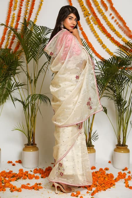 Shop_Ruar India_Gold Tissue Floral Round Zaynab Embroidered Saree Set _at_Aza_Fashions