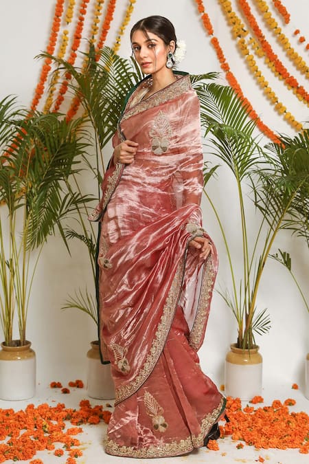 Ruar India_Pink Pure Tissue Floral Square Neck Sunehra Saree With Blouse _Online_at_Aza_Fashions