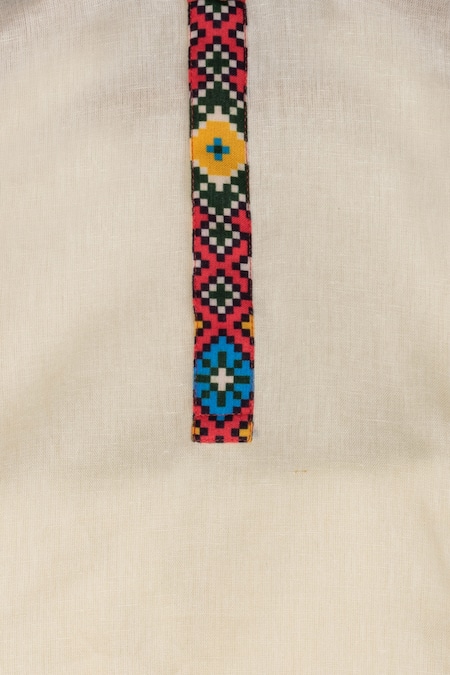 Shop_Minikin_Red Linen, Muslin Patola Print Kurta Set _Online_at_Aza_Fashions