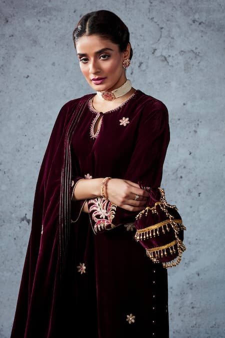 Buy_Ajiesh Oberoi_Purple Velvet Sequin And Beads, Thread Round Ruhi Kurta Palazzo Set _Online_at_Aza_Fashions