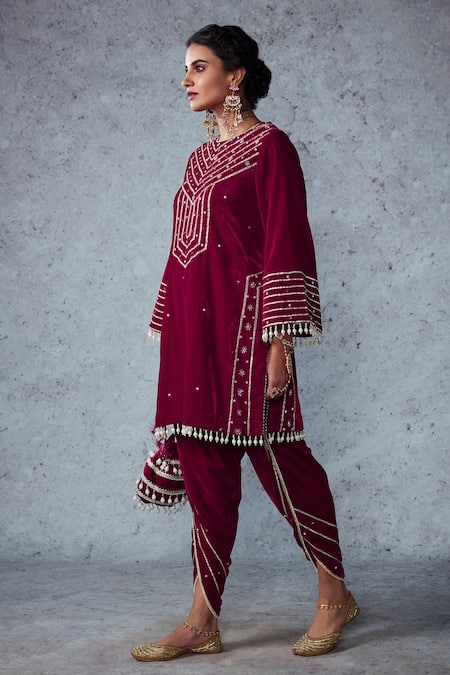 Buy_Ajiesh Oberoi_Pink Velvet Beads And Sequin, Gota Patti Round Nusrat Kurta & Salwar Set _Online_at_Aza_Fashions