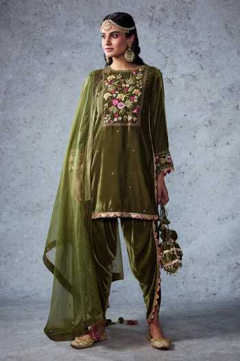 Ajiesh Oberoi Green Velvet And Organza Thread & Sequin Round Shabnam Kurta Dhoti Pant Set Online at Aza Fashions Ajiesh Oberoi_Green Velvet And Organza Thread & Sequin Round Shabnam Kurta Dhoti Pant Set _Online_at_Aza_Fashions