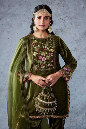 Shop Ajiesh Oberoi Green Velvet And Organza Thread & Sequin Round Shabnam Kurta Dhoti Pant Set Online at Aza Fashions Shop_Ajiesh Oberoi_Green Velvet And Organza Thread & Sequin Round Shabnam Kurta Dhoti Pant Set _Online_at_Aza_Fashions