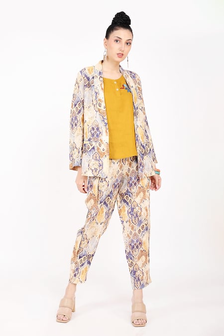 Linen Bloom Linen Ajrakh Print Blazer 