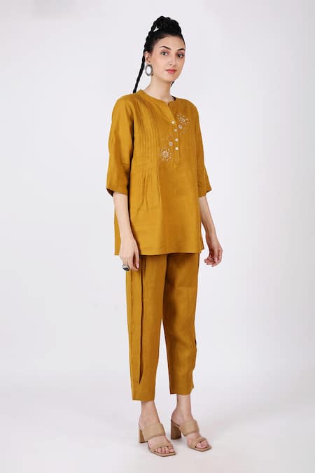 Linen Bloom_Yellow Linen Embroidery Floral Mandarin Collar Tunic _Online_at_Aza_Fashions