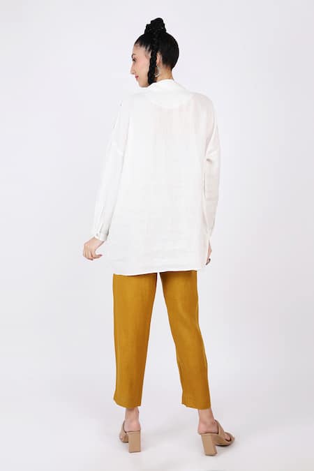 Shop Linen Bloom White Linen Tiger Shirt Collar Print at Aza Fashions Shop_Linen Bloom_White Linen Tiger Shirt Collar Print _at_Aza_Fashions