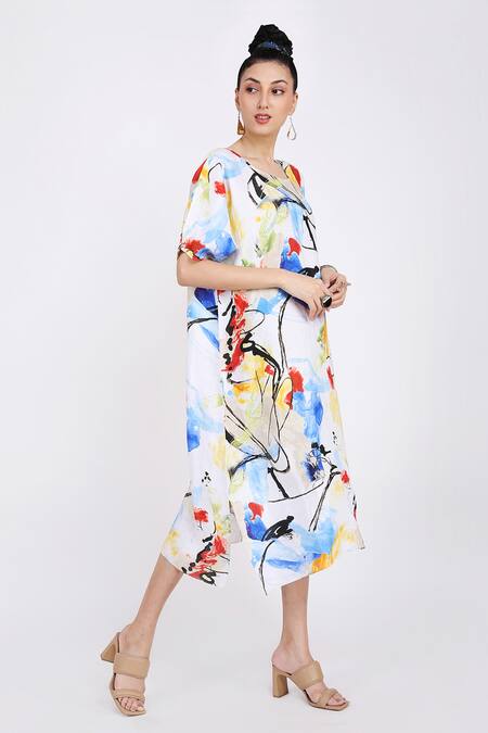 Linen Bloom_White Linen Graffitti Round Print Kaftan_Online_at_Aza_Fashions