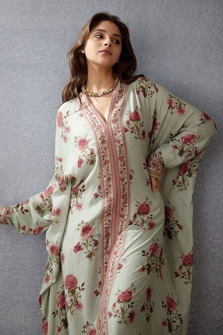 Torani Green Voile, Kaftan Silk, Pant Jaituni Aqsa Kameez Set Online at Aza Fashions Torani_Green Voile, Kaftan Silk, Pant Jaituni Aqsa Kameez Set _Online_at_Aza_Fashions