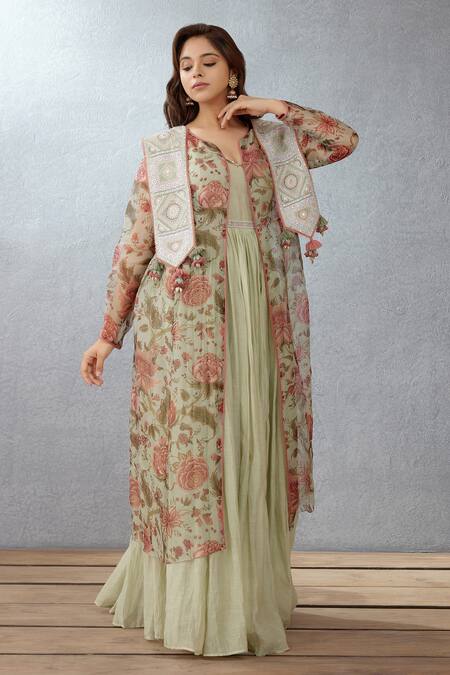 Torani Green Jacket Silk Organza Ghera Handwoven Thin Chanderi Jaituni Balochi With Online at Aza Fashions Torani_Green Jacket Silk Organza Ghera Handwoven Thin Chanderi Jaituni Balochi With _Online_at_Aza_Fashions