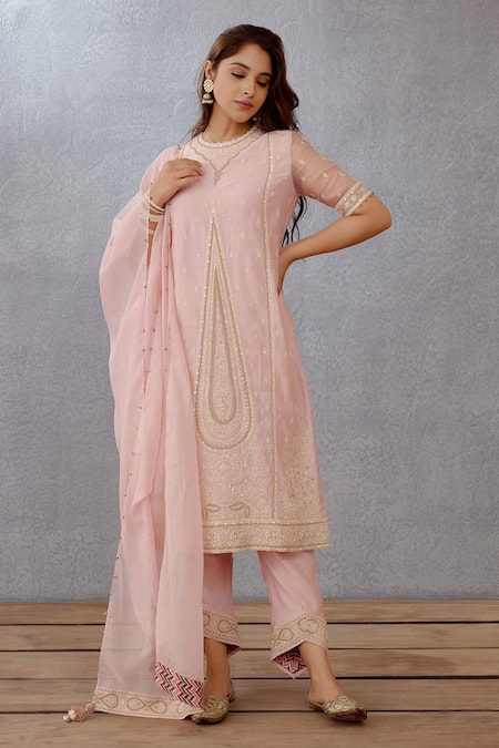 Torani Kaner Ojal Kurta Embroidered Set 