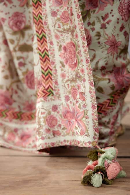 Torani_Green Handwoven Chanderi Chintz Jaituni Niya Print Saree _at_Aza_Fashions