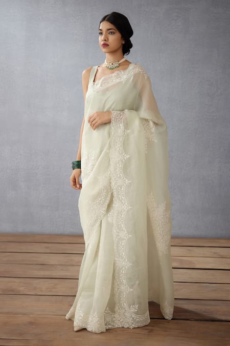 Torani Green Silk Organza Aari Work Jaituni Yuvani Saree Online at Aza Fashions Torani_Green Silk Organza Aari Work Jaituni Yuvani Saree _Online_at_Aza_Fashions
