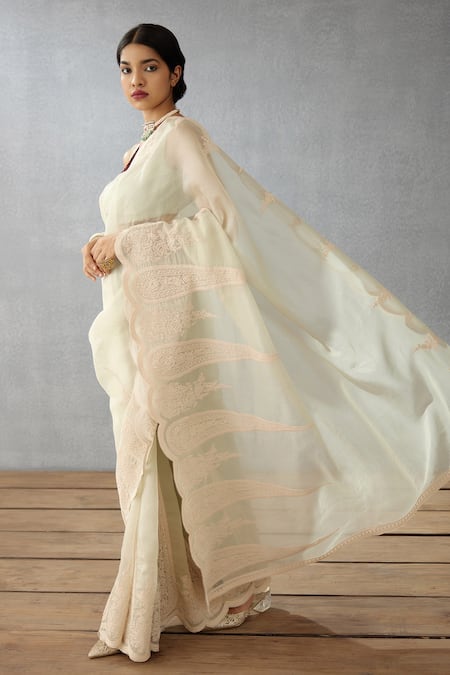 Buy Torani Green Silk Organza Dori Work Jaituni Geetika Saree Online at Aza Fashions Buy_Torani_Green Silk Organza Dori Work Jaituni Geetika Saree _Online_at_Aza_Fashions