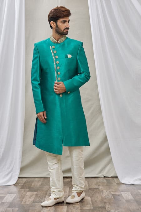 Aryavir Malhotra Mandarin Collar Sherwani Set 