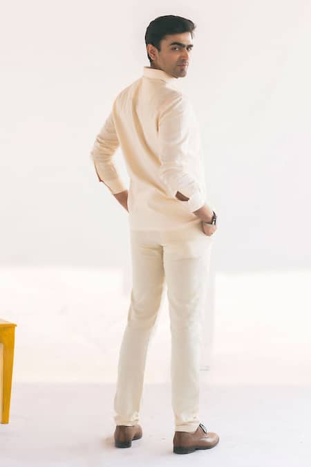 Shop Vaani Beswal White Handwoven Cotton Thread Work La Macario Shirt at Aza Fashions Shop_Vaani Beswal_White Handwoven Cotton Thread Work La Macario Shirt _at_Aza_Fashions