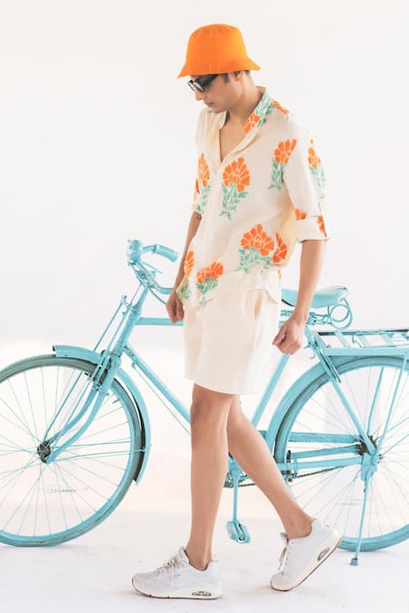 Buy Vaani Beswal White Croissant Block Print Shirt And Shorts Set Online at Aza Fashions Buy_Vaani Beswal_White Croissant Block Print Shirt And Shorts Set _Online_at_Aza_Fashions