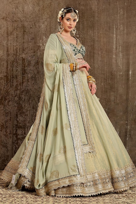 Shikhar Sharma Green Blouse Chinon And Dupatta Georgette Lining Shantoon & Bridal Set Online at Aza Fashions Shikhar Sharma_Green Blouse Chinon And Dupatta Georgette Lining Shantoon & Bridal Set _Online_at_Aza_Fashions