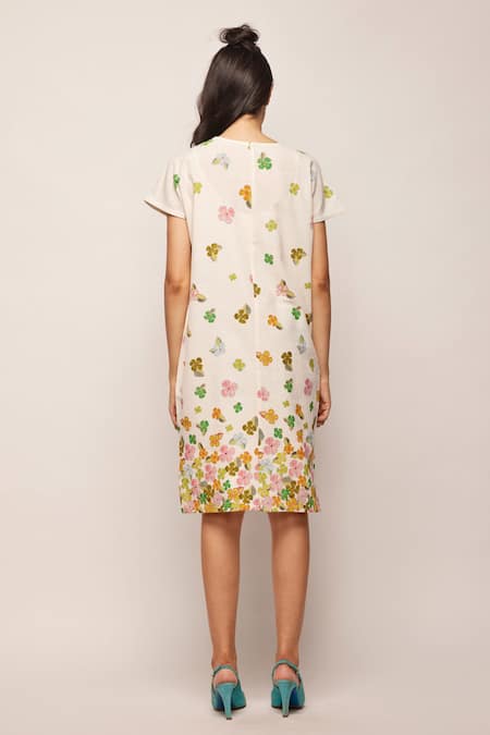 Shop Swati Vijaivargie White Linen Cotton Floral V Neck Print Dress at Aza Fashions Shop_Swati Vijaivargie_White Linen Cotton Floral V Neck Print Dress _at_Aza_Fashions