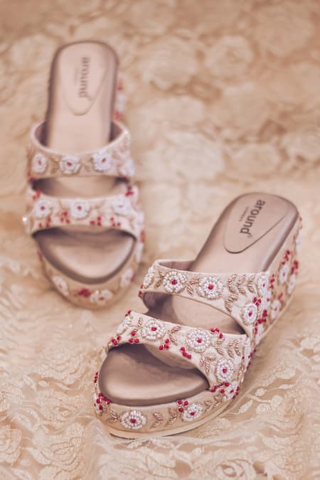 AROUND ALWAYS Gulshan Embroidered Wedges 