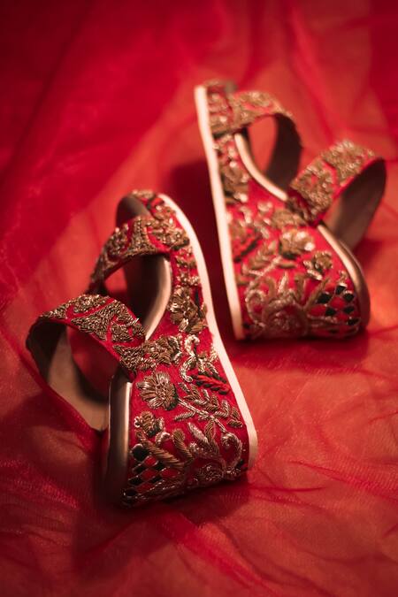 Maroon bridal mid heels sandal with handmade embroidery -