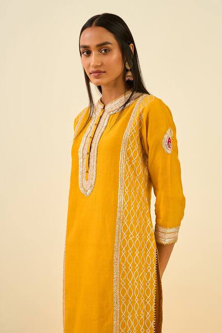 Sheetal Batra_Yellow Kurta - Silk Chanderi Dhoti Pant - Bamberg Satin Gota And Aliza & Set_at_Aza_Fashions