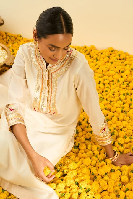 Buy_Sheetal Batra_White Kurta - Silk Chanderi Palazzo - Cambric Gota And Bead Work Arisah & Set _Online_at_Aza_Fashions