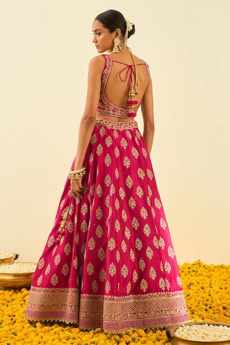 Shop Sheetal Batra Pink Lehenga And Blouse - Raw Dupatta - Mahira Embroidered Bridal Set at Aza Fashions Shop_Sheetal Batra_Pink Lehenga And Blouse - Raw Dupatta - Mahira Embroidered Bridal Set _at_Aza_Fashions