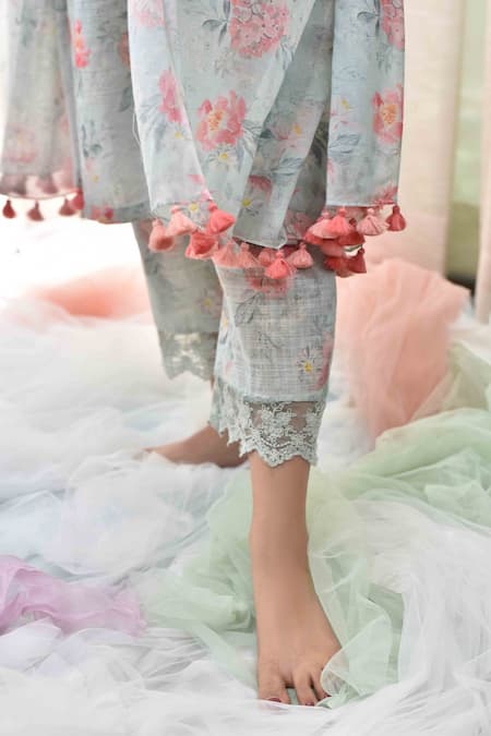 Tussah By Siddhi Shah Green Handloom Cotton Floral Print Round Kurta And Pant Set at Aza Fashions Tussah By Siddhi Shah_Green Handloom Cotton Floral Print Round Kurta And Pant Set _at_Aza_Fashions