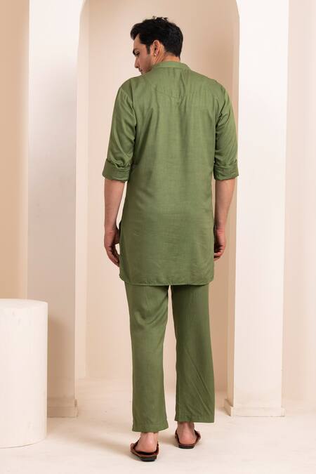 Artless Straight Kurta & Pant Set 